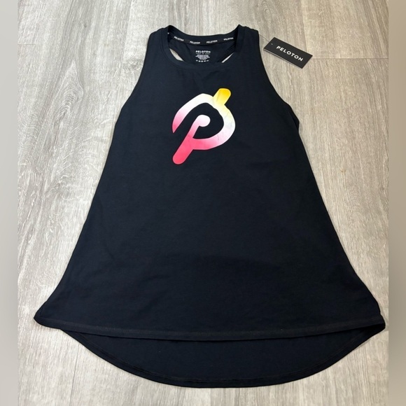 PELOTON Front Logo Black Twist Back Tank NWT Size Small - Picture 1 of 6